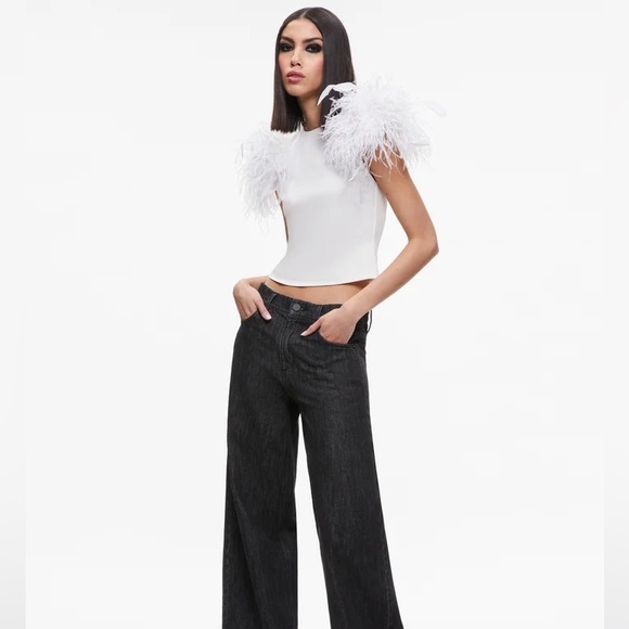 TAMICA FEATHER DETAIL TOP - Picture 4 of 4